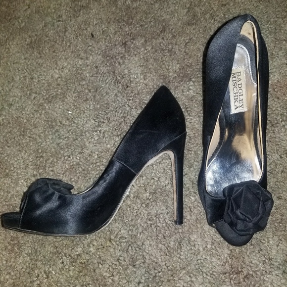 Heels - Picture 3 of 5